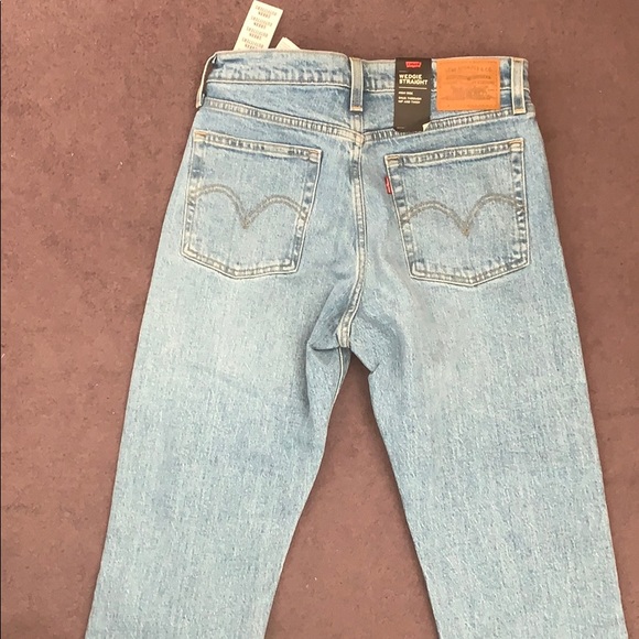 🍁NWT Levi’s Wedgie Straight Jean - Picture 7 of 7